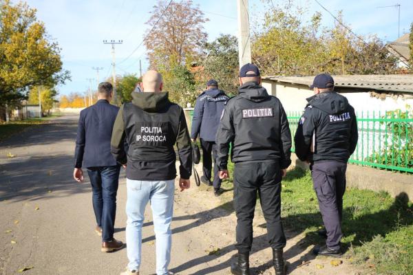 IGP: Peste 60 de percheziții efectuate și 4 persoane reținute, în temeiul mai multor cauze penale pornite pentru finanțarea ilegală și corupere electorală, precum și în baza declarațiilor persoanelor care au acceptat bani și acum colaborează cu ancheta.