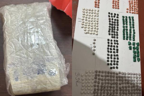 500 de pachete cu droguri - ridicate în cadrul unor percheziții la Anenii Noi. Unul dintre făptuitori a încercat să corupă polițiștii cu 85 000 de lei.