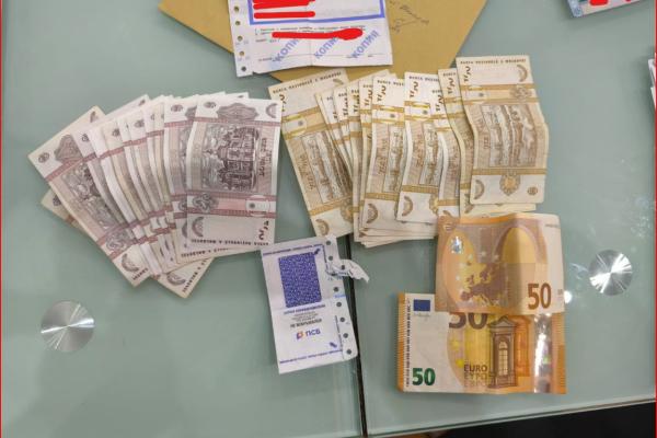 Rețineri în urma unei investigații jurnalistice.