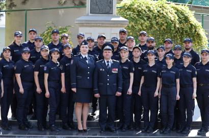O nouă generație de polițiști își încep parcursul profesional în cadrul Poliției Naționale.