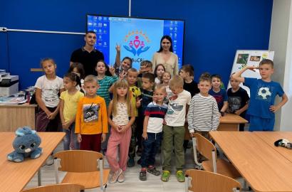 Siguranța copiilor în lumea virtuală – zeci de copii instruiți de polițiști