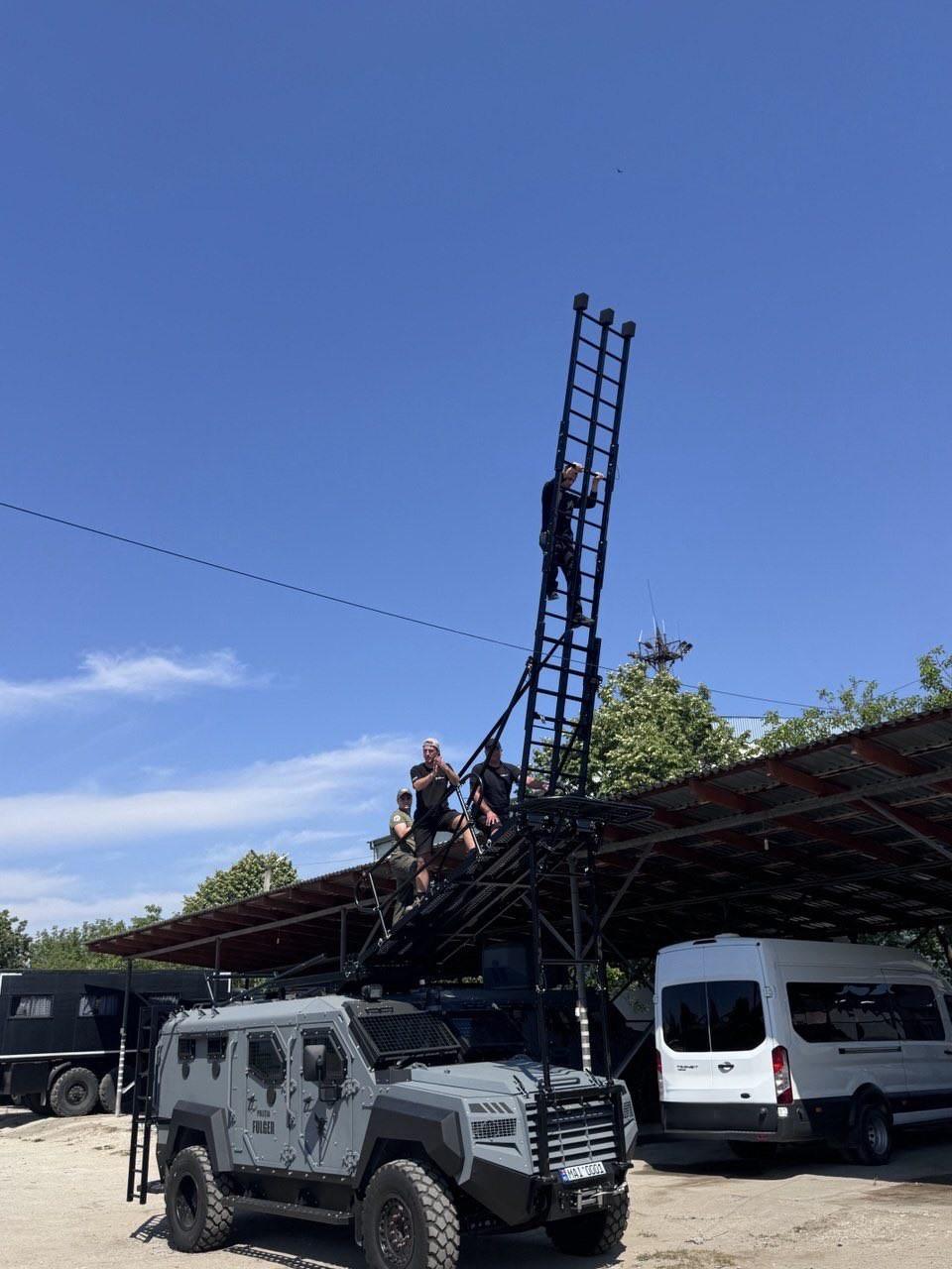 Angajații „Fulger” instruiți pe tematica Sistemului de intervenție la bordul vehiculului tip D.