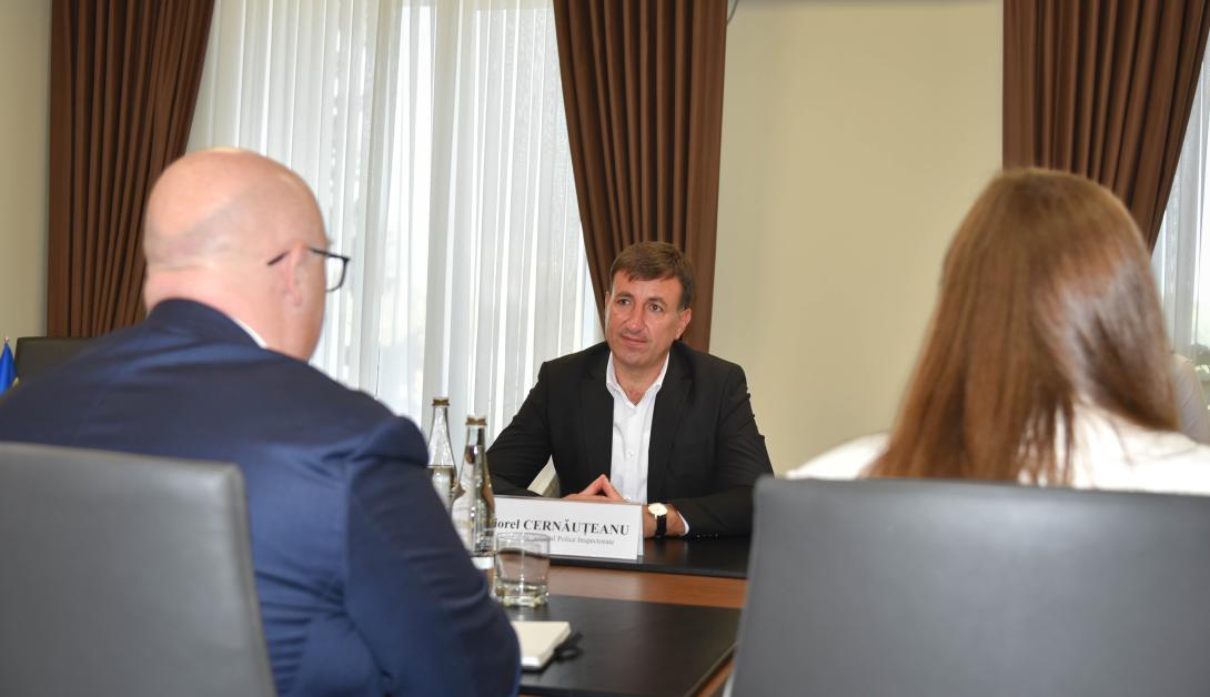 Intensificarea cooperării polițienești și îmbunătățirea relațiilor bilaterale pe agenda discuțiilor dintre șeful Poliției Naționale și șeful adjunct al Misiunii Diplomatice Australiene în Republica Moldova cu sediul la Kiev.