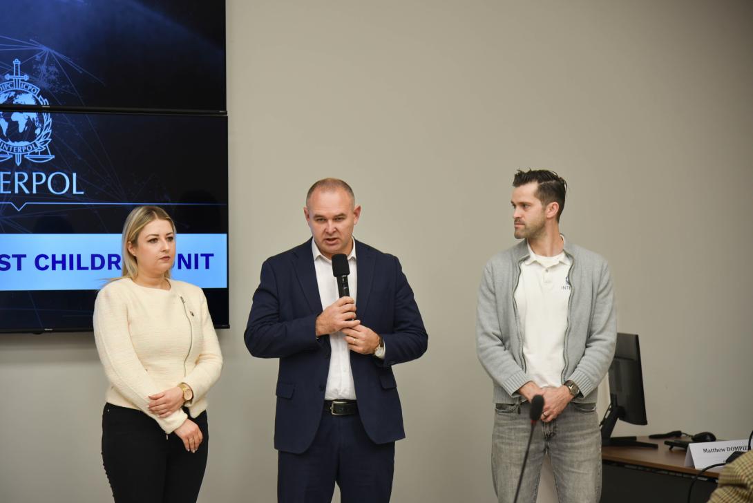 Instruiri specializate în investigațiile Dark Web